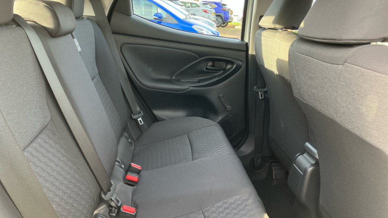 Toyota Yaris 1.5 Hybrid Icon 5dr CVT Hybrid Hatchback